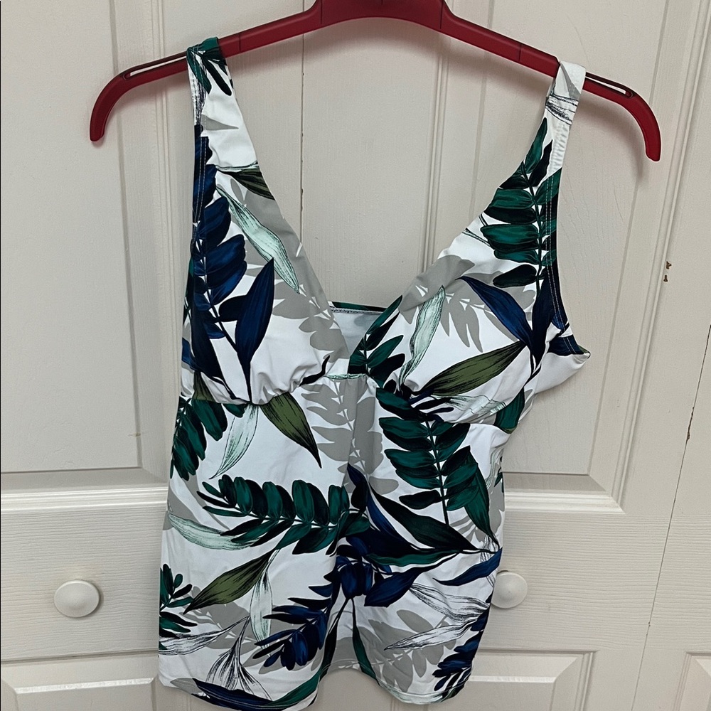 Christina Swimwear Tankini 14, like new condition